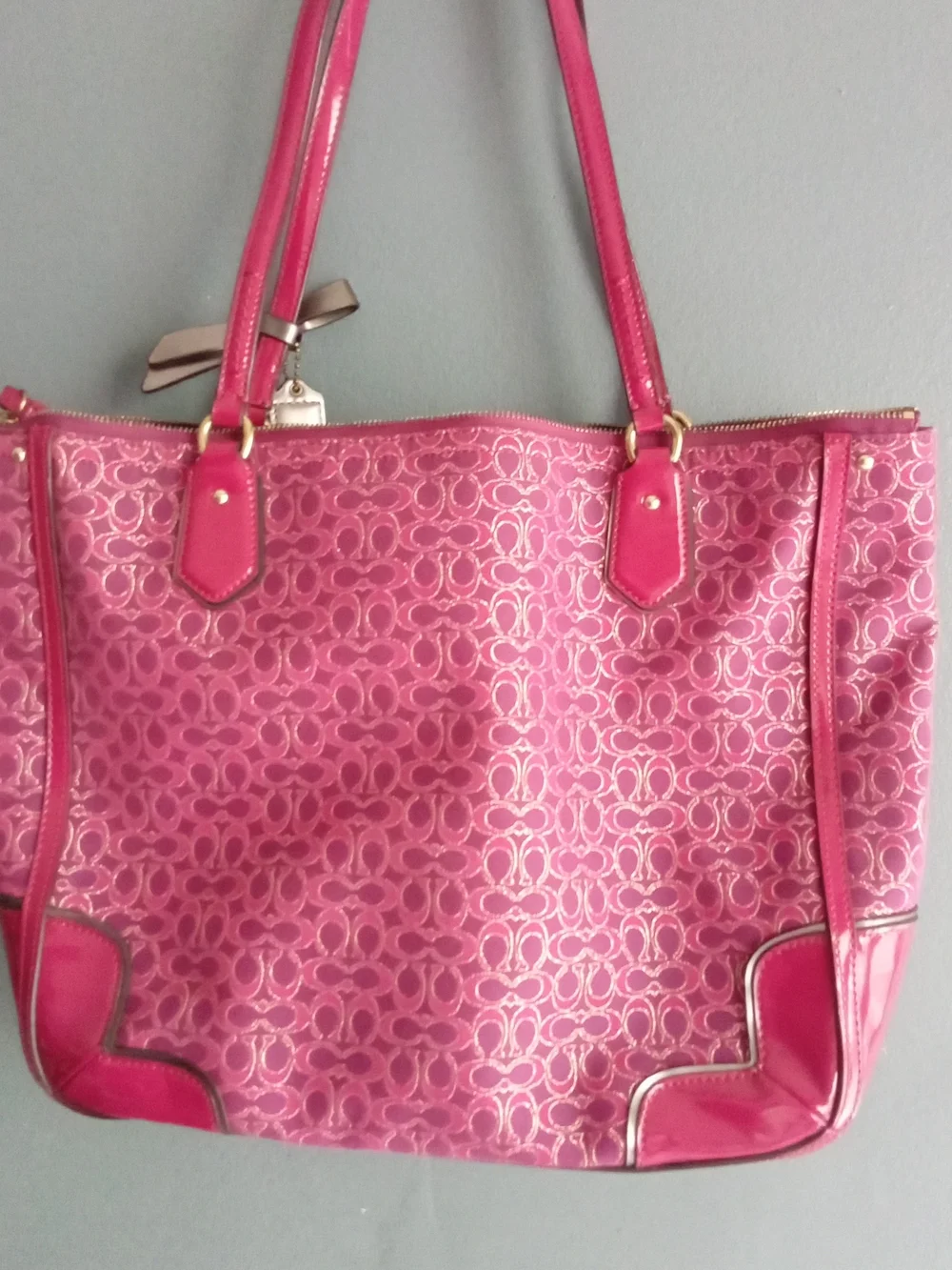 Coach Poppy Pink Signature C Monogram Patent Leather Tote Bag Gold Hardware